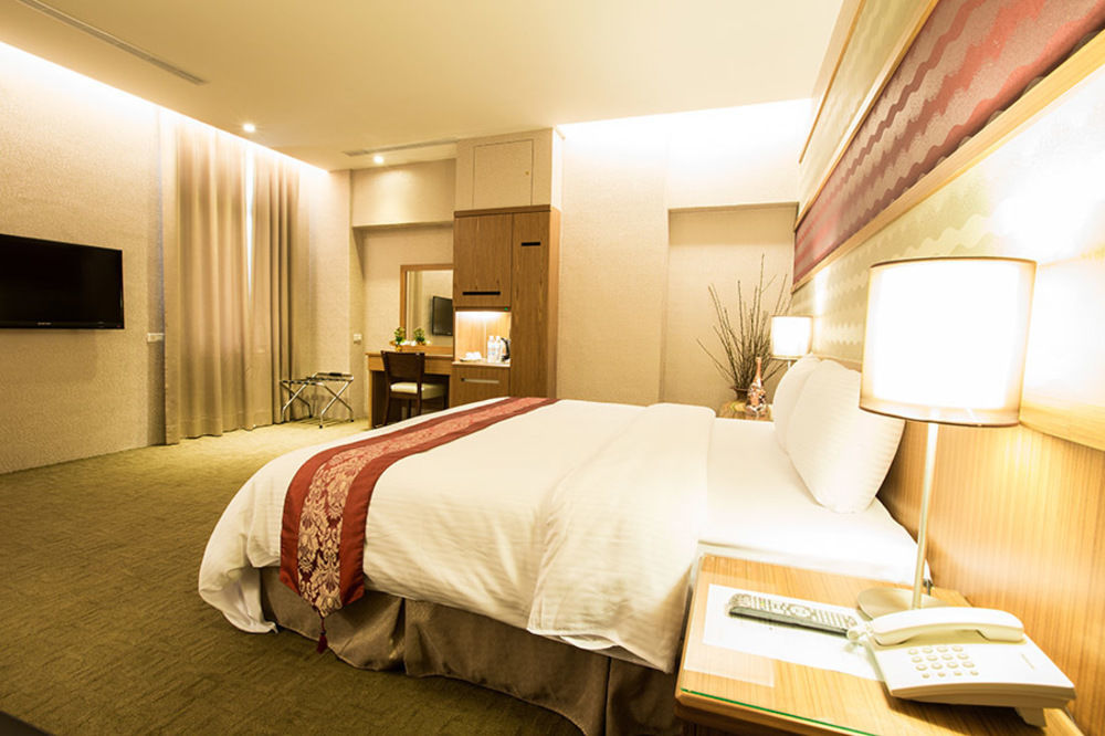 York Hotel Taipei Exterior foto